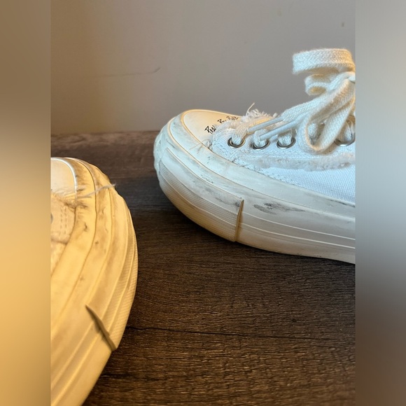 Vessel Frayed White and Cream Casual Sneakers - 6M 8W - Picture 12 of 13